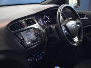 Hyundai i20 Active 1.4 Fluid - Image 15