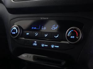 Hyundai i20 Active 1.4 Fluid - Image 16