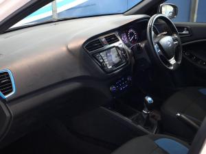 Hyundai i20 Active 1.4 Fluid - Image 22