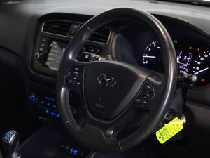 Hyundai i20 Active 1.4 Fluid - Image 25