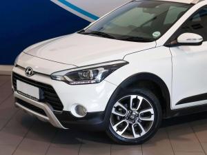 Hyundai i20 Active 1.4 Fluid - Image 2