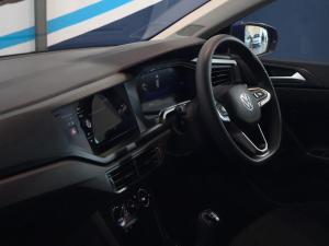 Volkswagen Polo hatch 1.0TSI - Image 24