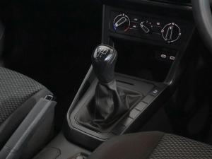 Volkswagen Polo hatch 1.0TSI - Image 13