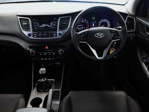 Hyundai Tucson 2.0 Premium - Image 12