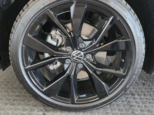 Volkswagen T-Roc 2.0TSI 4Motion R-Line - Image 9