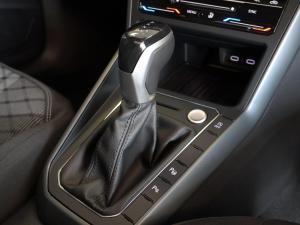 Volkswagen Polo hatch 1.0TSI R-Line - Image 19