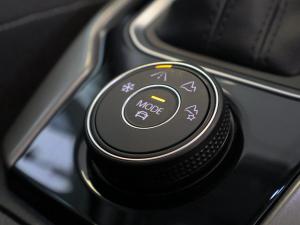 Volkswagen T-Roc 2.0TSI 140kW 4Motion Design - Image 16