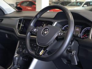 Volkswagen T-Roc 2.0TSI 140kW 4Motion Design - Image 18