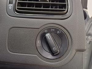 Volkswagen Polo Vivo hatch 1.4 Comfortline - Image 16