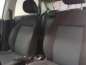 Volkswagen Polo Vivo hatch 1.4 Comfortline - Image 22