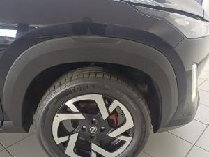 Nissan Magnite 1.0 Turbo Acenta Kuro auto - Image 8