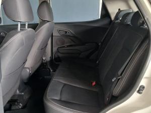 Mahindra XUV300 1.5TD W6 - Image 12