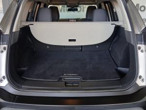 Nissan X-Trail 2.5 Acenta - Image 11