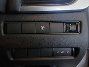 Nissan X-Trail 2.5 Acenta - Image 17