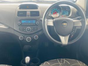 Chevrolet Spark 1.2 LS Black&White Edition - Image 11