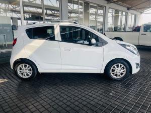 Chevrolet Spark 1.2 LS Black&White Edition - Image 8