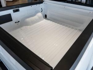 Volkswagen Amarok 2.0TDI double cab Life auto - Image 5