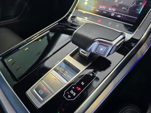 Audi Q7 45TDI quattro S line Competition Edition - Image 10
