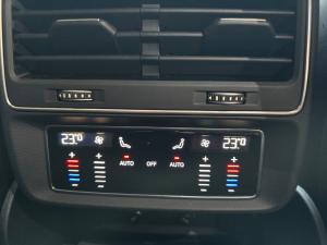 Audi Q7 45TDI quattro S line Competition Edition - Image 31
