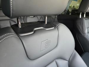 Audi Q7 45TDI quattro S line Competition Edition - Image 32