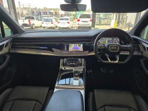 Audi Q7 45TDI quattro S line Competition Edition - Image 33