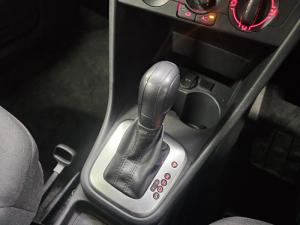 Volkswagen Polo Vivo hatch 1.6 Comfortline auto - Image 5