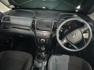 Mahindra XUV300 1.2T W4 SE - Image 10
