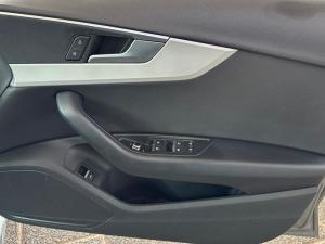 Audi A4 40TFSI S line - Image 15