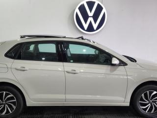 Volkswagen Polo hatch 1.0TSI Life manual
