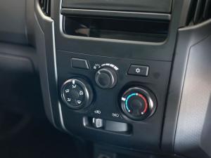 Isuzu D-Max Gen 6 250c single cab Fleetside - Image 14