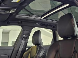 Volvo XC60 D4 AWD R-Design - Image 5
