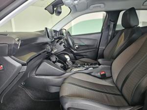 Peugeot 2008 1.2T Allure - Image 11