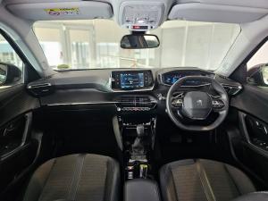 Peugeot 2008 1.2T Allure - Image 7