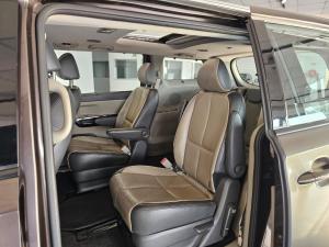 Kia Grand Sedona 3.3 V6 SXL - Image 10
