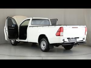 Toyota Hilux 2.4GD single cab S - Image 10