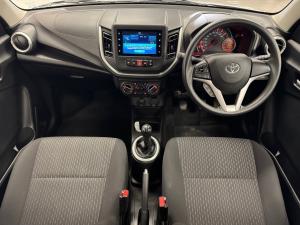 Toyota Vitz 1.0 XR manual - Image 6