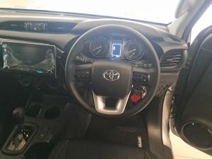 Toyota Hilux 2.4GD-6 double cab Raider auto - Image 6