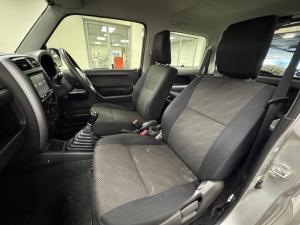 Suzuki Jimny 1.3 - Image 7