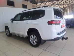 Toyota Land Cruiser 300 3.3D GX-R - Image 12