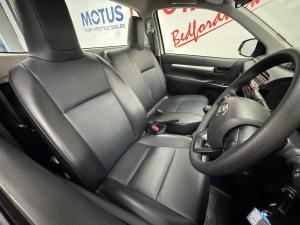 Toyota Hilux 2.0 single cab S (aircon) - Image 10