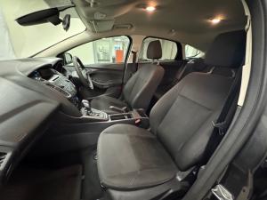 Ford Focus hatch 1.0T Ambiente auto - Image 7