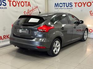 Ford Focus hatch 1.0T Ambiente auto - Image 2