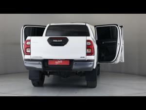 Toyota Hilux 2.8GD-6 double cab 4x4 Legend auto - Image 9