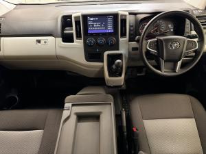 Toyota Quantum 2.8 LWB panel van - Image 6