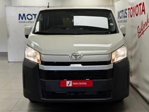 Toyota Quantum 2.8 LWB panel van - Image 4