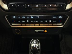 Isuzu D-Max 3.0TD double cab V-Cross - Image 14