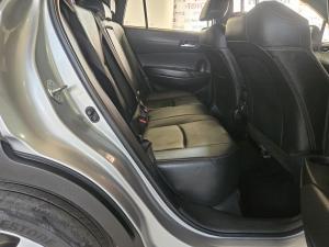 Toyota Corolla Cross 1.8 XR - Image 14