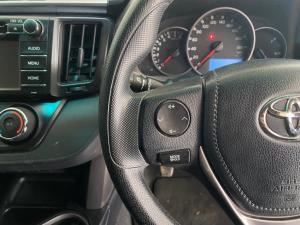 Toyota RAV4 2.0 GX - Image 9
