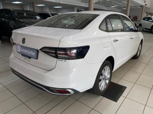 Volkswagen Polo 1.6 Life - Image 2