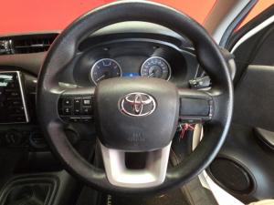 Toyota Hilux 2.4 GD-6 RB SRXE/CAB - Image 8